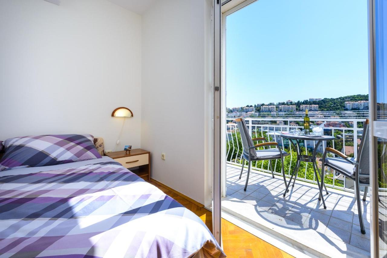 Apartment Tija Two Bedroom Apartment With Balcony And Partial Sea View Dubrovnik Exterior photo